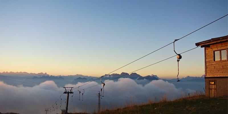 智能守护网络边界：AI如何重塑流量异常检测与安全防护新范式